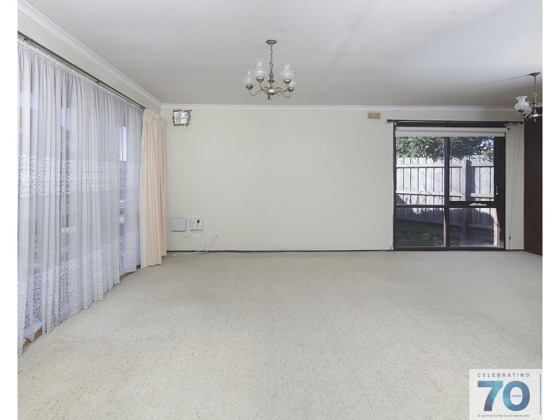 10 Camms Road, Cranbourne VIC 3977