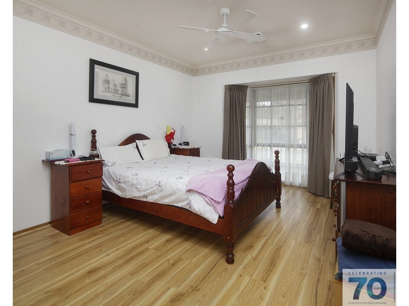 6 Hoya Court, Cranbourne North VIC 3977