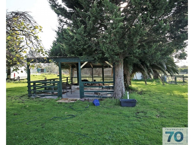 35-37 Worthing Road, Devon Meadows VIC 3977