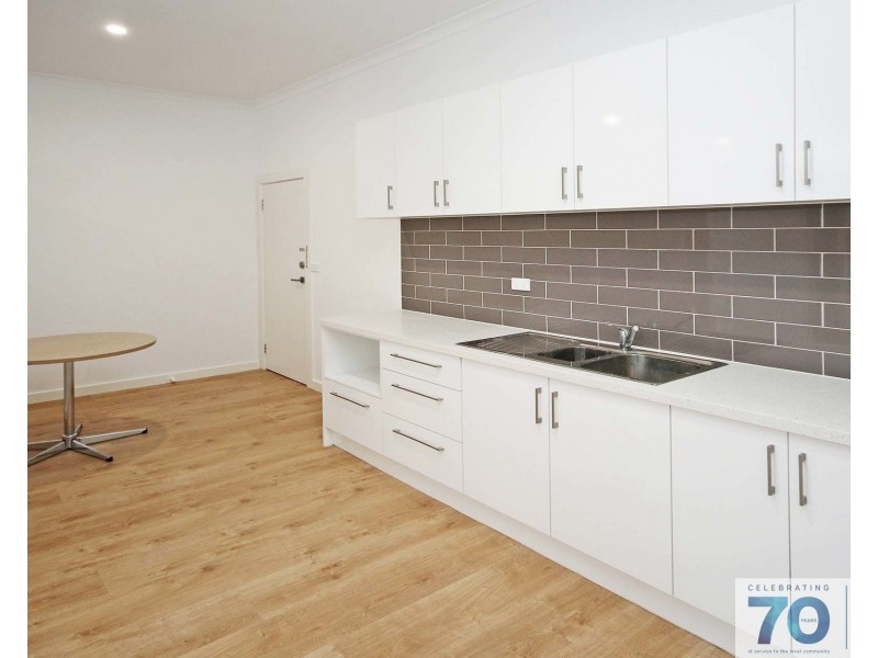 12 Powell Way, Cranbourne West VIC 3977