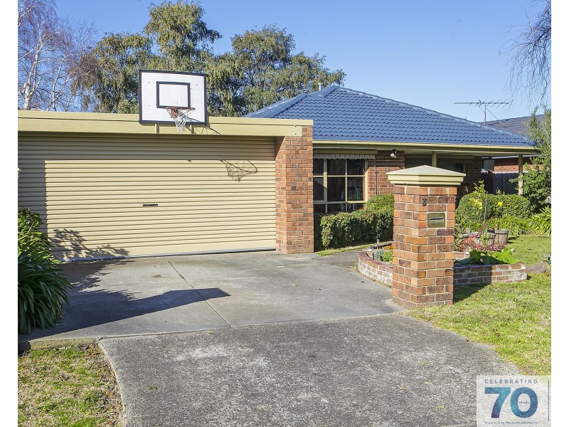 9 Laggan Court, Endeavour Hills VIC 3802