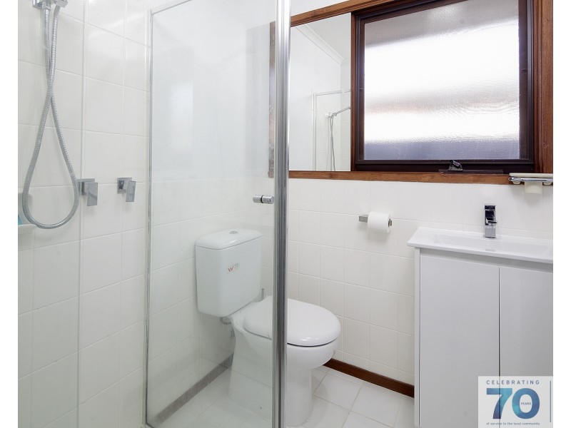 9 Laggan Court, Endeavour Hills VIC 3802