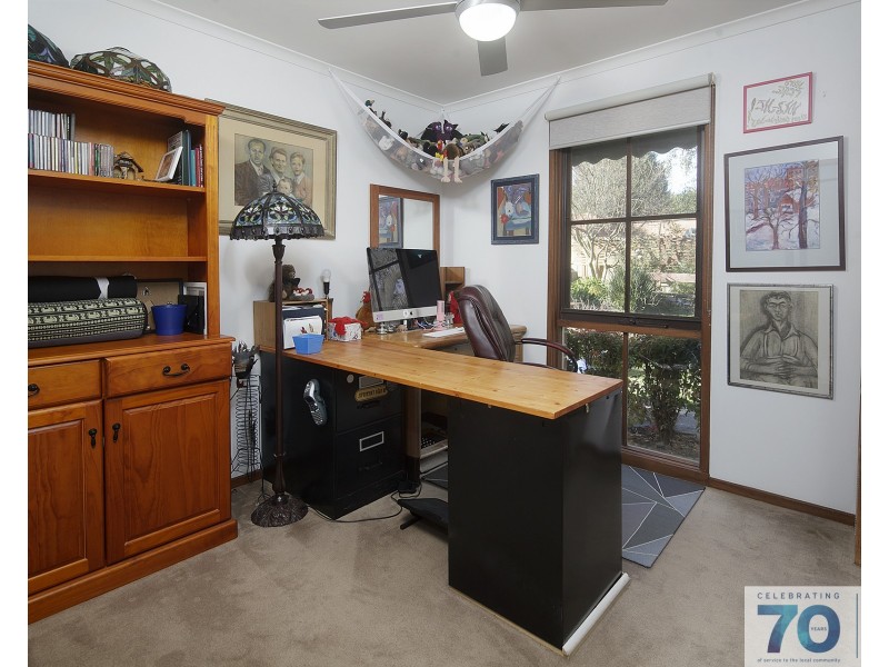 9 Laggan Court, Endeavour Hills VIC 3802