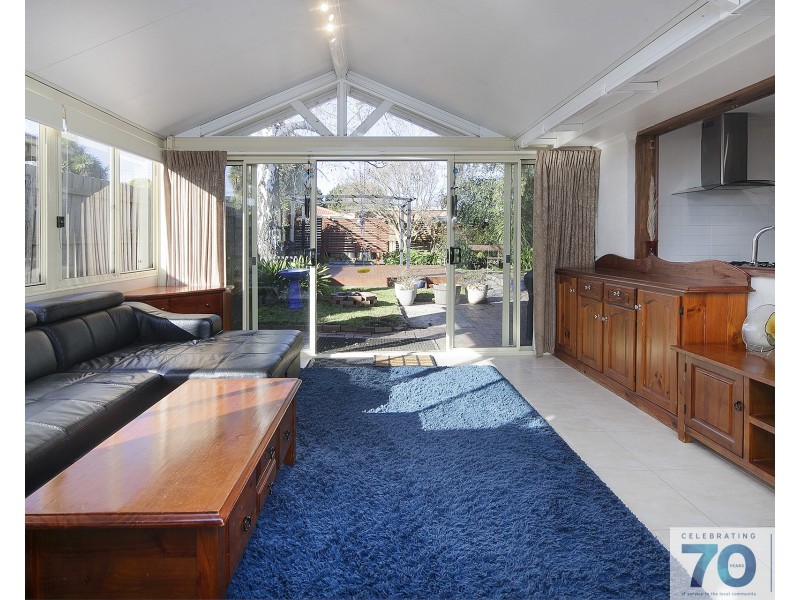 9 Laggan Court, Endeavour Hills VIC 3802