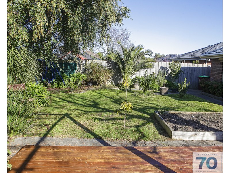 9 Laggan Court, Endeavour Hills VIC 3802