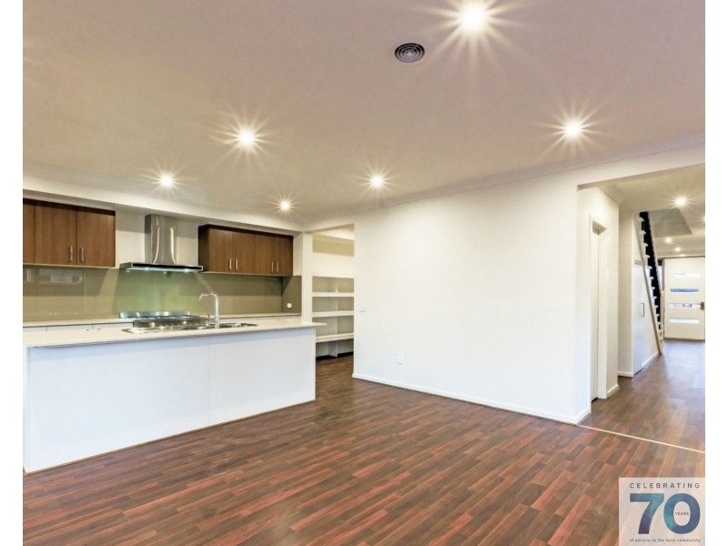 16 Hillwood Street, Clyde VIC 3978