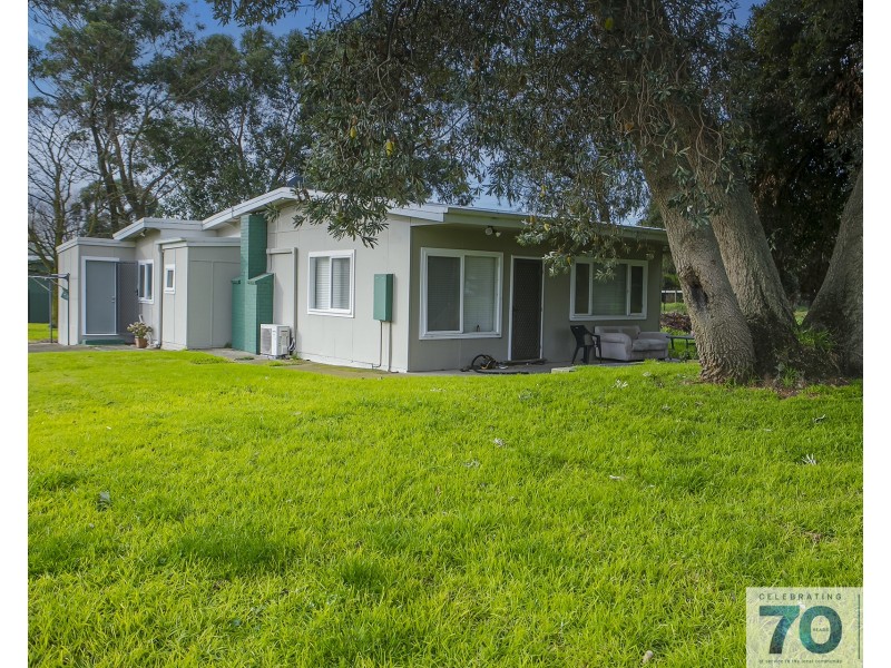 1 Laurie Cleary Lane, Cranbourne VIC 3977