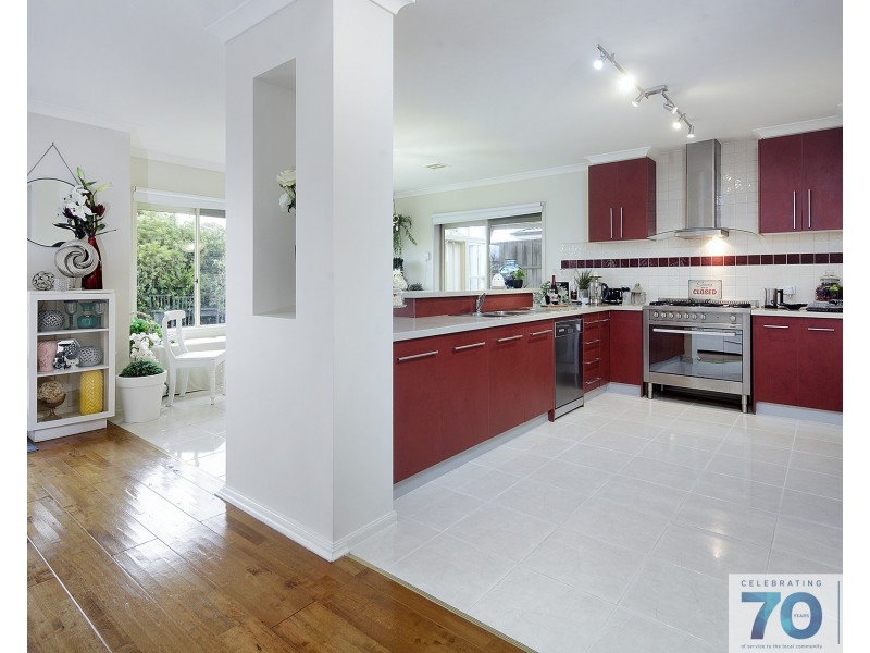 24 Silky Oak Drive, Cranbourne VIC 3977