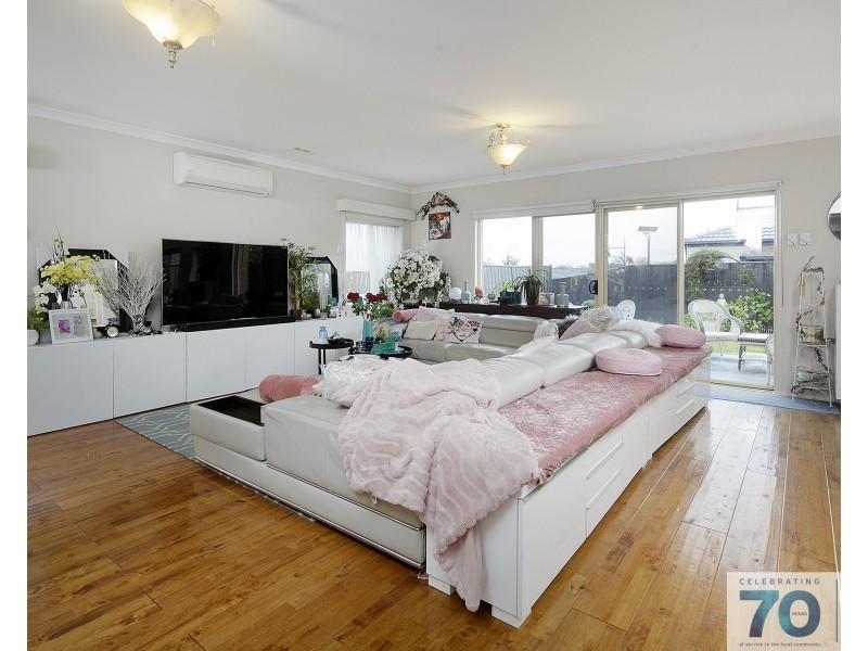 24 Silky Oak Drive, Cranbourne VIC 3977