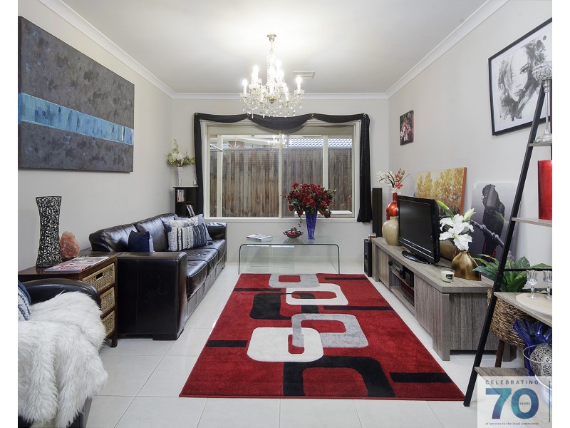 24 Silky Oak Drive, Cranbourne VIC 3977