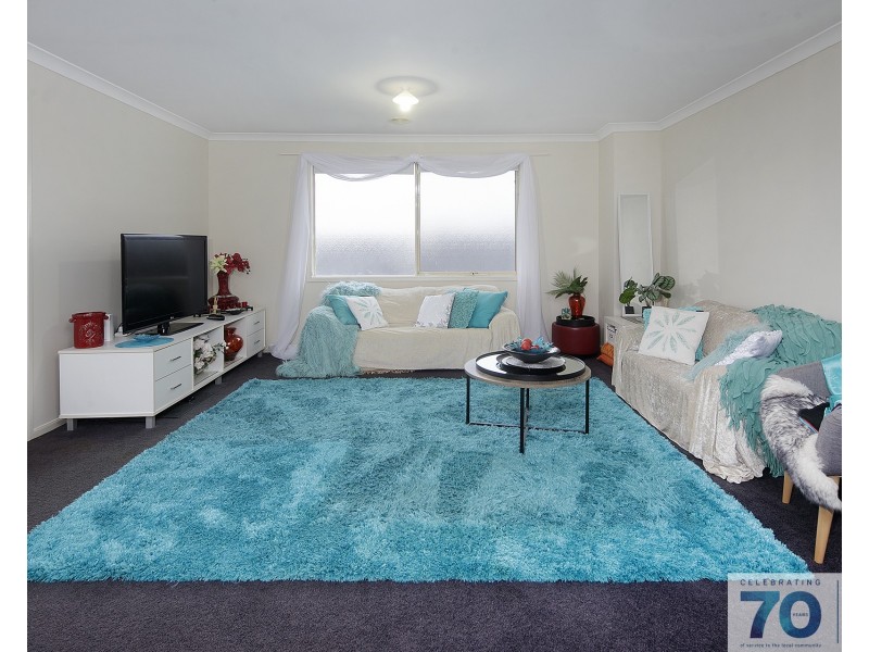 24 Silky Oak Drive, Cranbourne VIC 3977