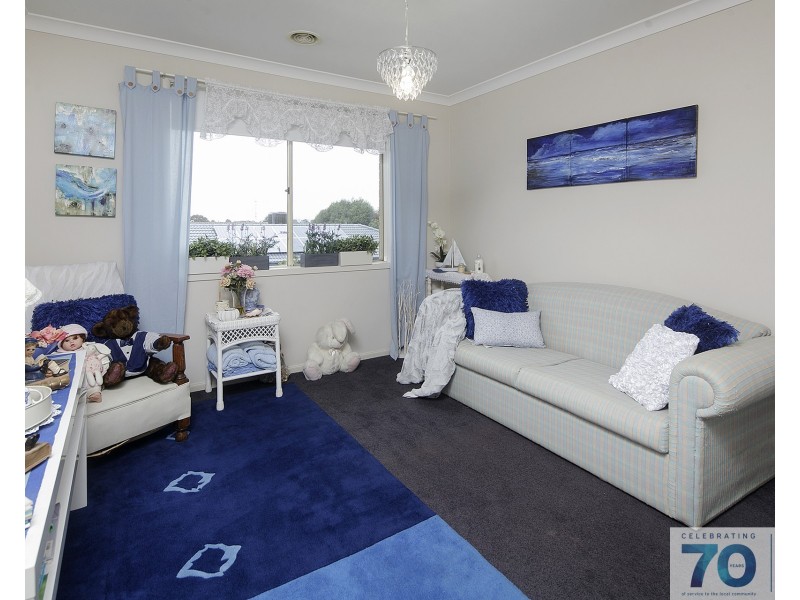 24 Silky Oak Drive, Cranbourne VIC 3977