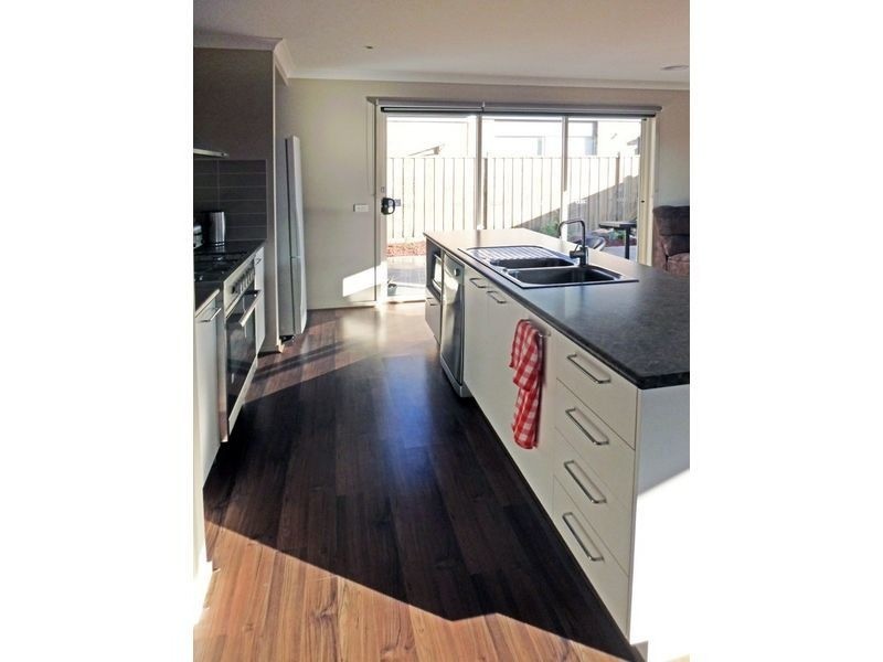 7 Bayley Place, Cranbourne West VIC 3977