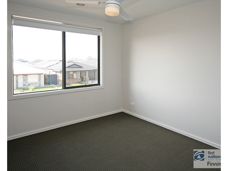 44 Cherrington Avenue, Officer VIC 3809