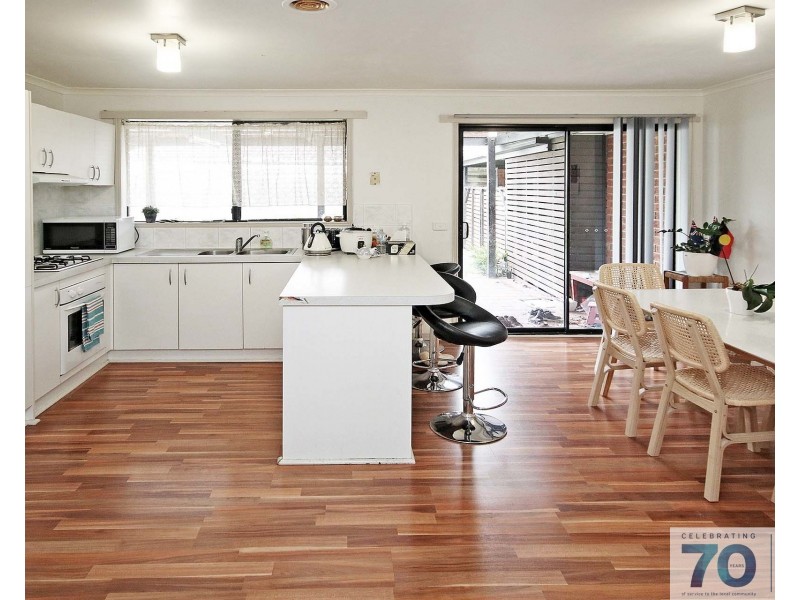 4 Knowing Close, Cranbourne West VIC 3977