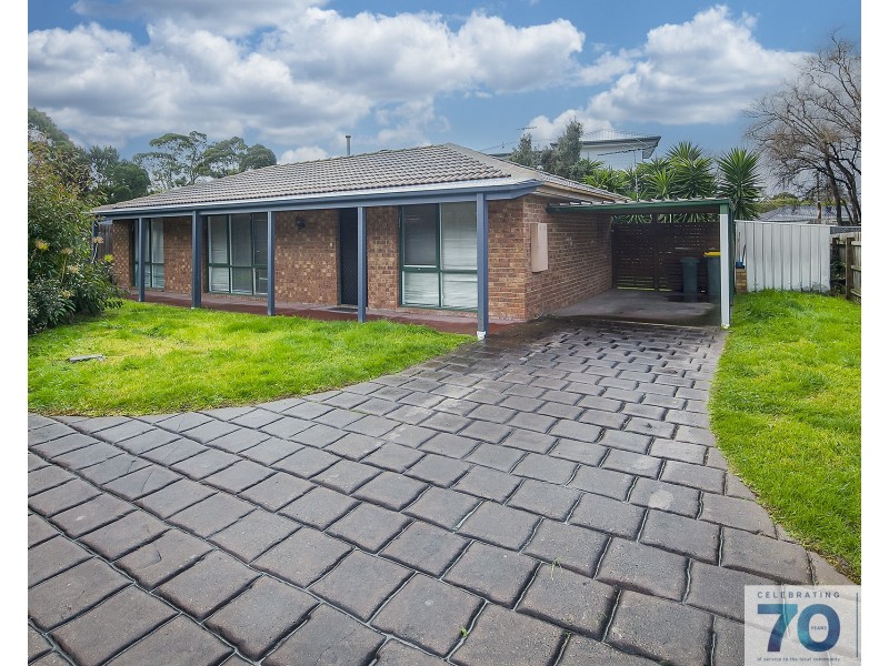 no. 450 & McClelland Drive, Langwarrin VIC 3910