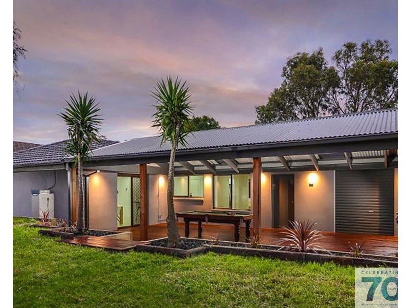 33 Holbourne Drive, Junction Village VIC 3977