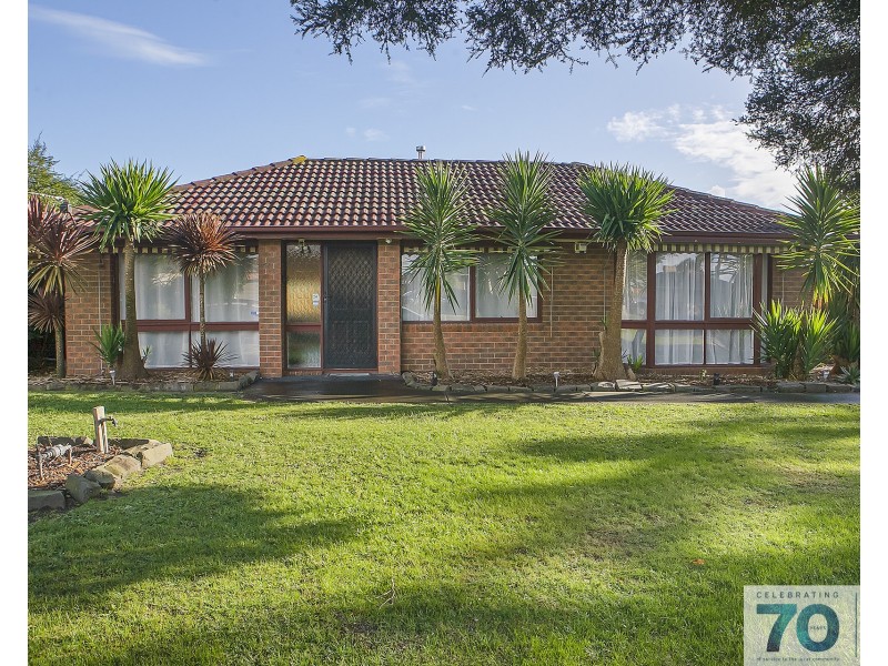 24 Ruffy Drive, Cranbourne VIC 3977