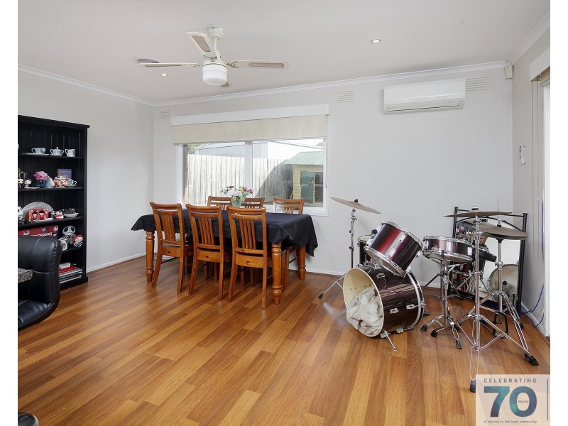 24 Ruffy Drive, Cranbourne VIC 3977