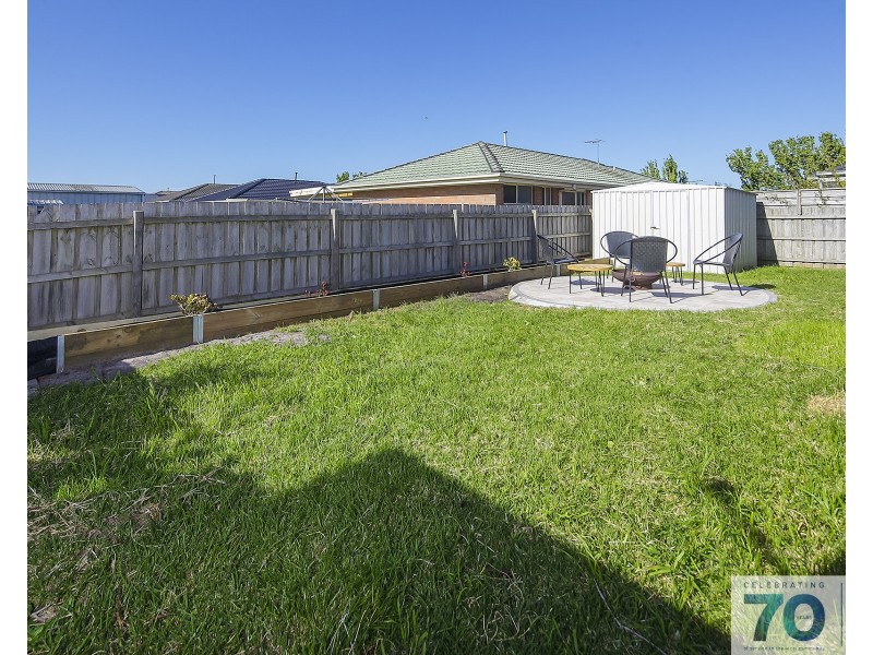 10 Fairhaven Boulevard, Cranbourne West VIC 3977