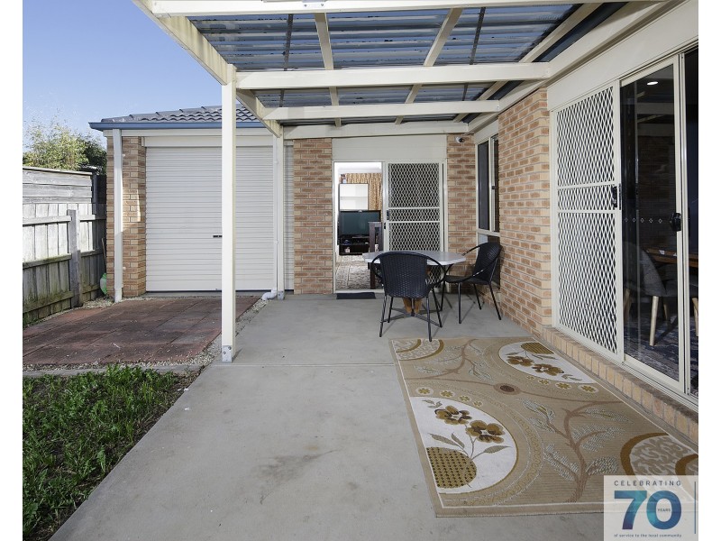 10 Fairhaven Boulevard, Cranbourne West VIC 3977