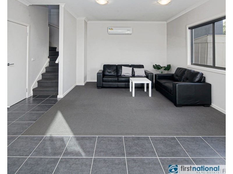 2 Parkhurst Drive, Cranbourne East VIC 3977