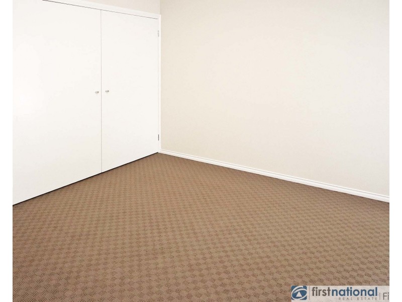 3/17 Valepark Crescent, Cranbourne VIC 3977
