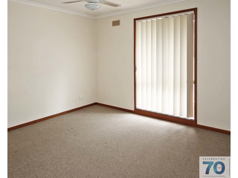 1 Don Drive, Cranbourne West VIC 3977
