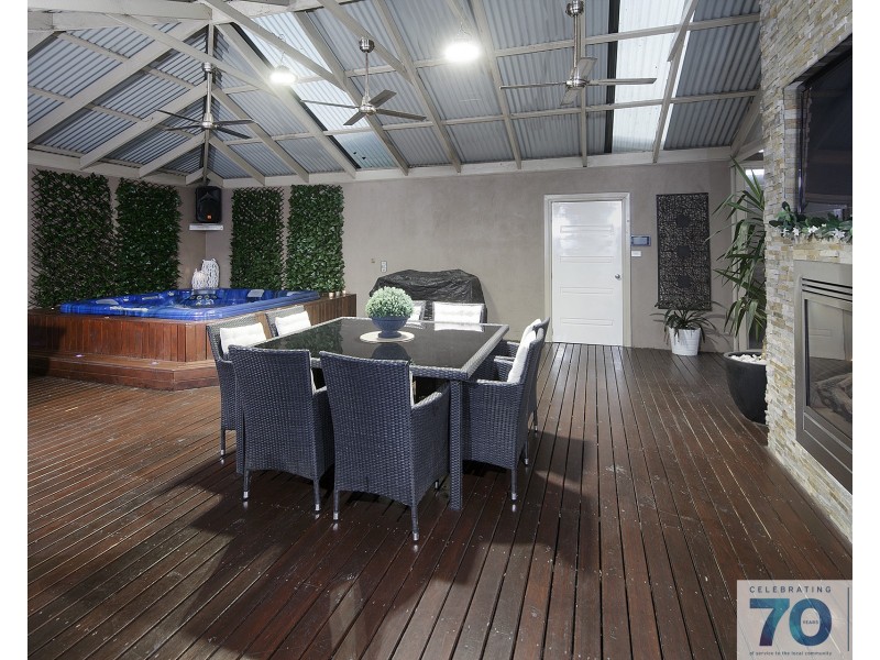 6 Jennifer Street, Junction Village VIC 3977