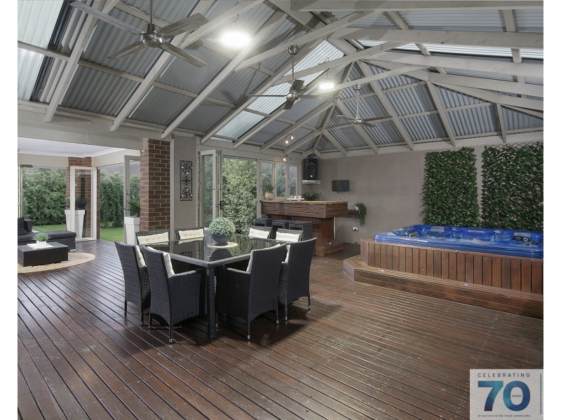 6 Jennifer Street, Junction Village VIC 3977