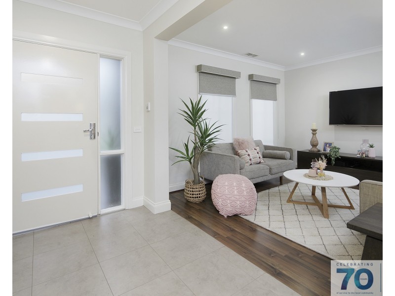 6 Jennifer Street, Cranbourne VIC 3977