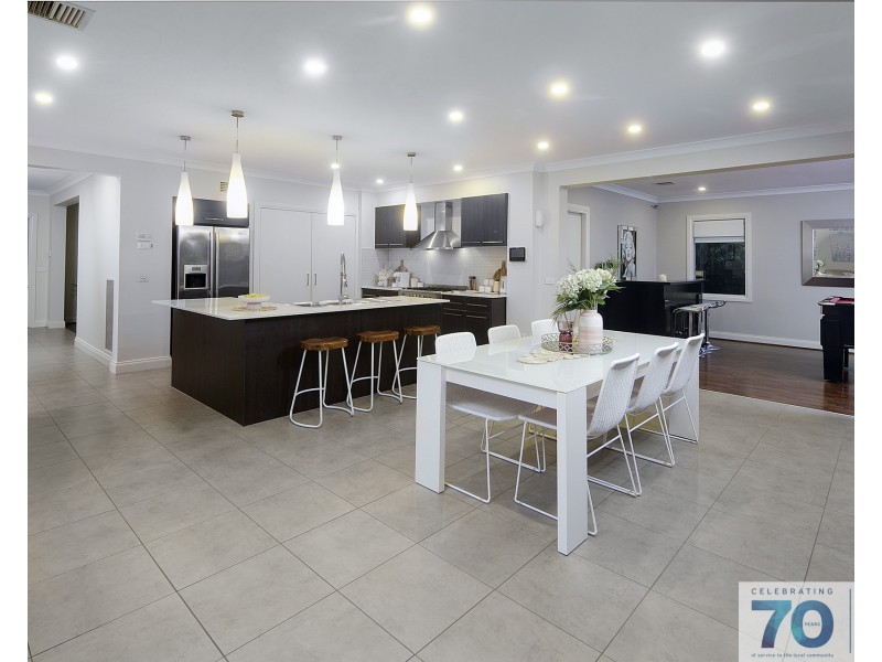 6 Jennifer Street, Cranbourne VIC 3977