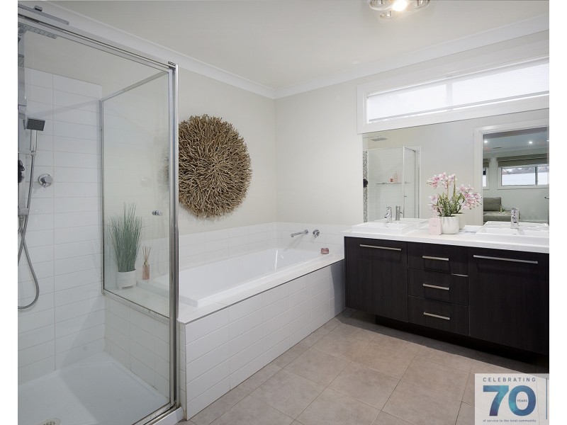 6 Jennifer Street, Cranbourne VIC 3977