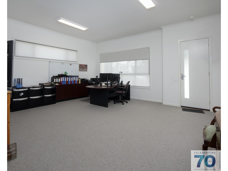 11 Polson Way, Cranbourne West VIC 3977