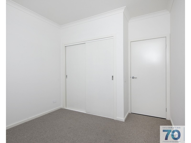 11 Polson Way, Cranbourne West VIC 3977