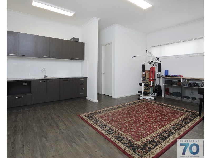 11 Polson Way, Cranbourne West VIC 3977