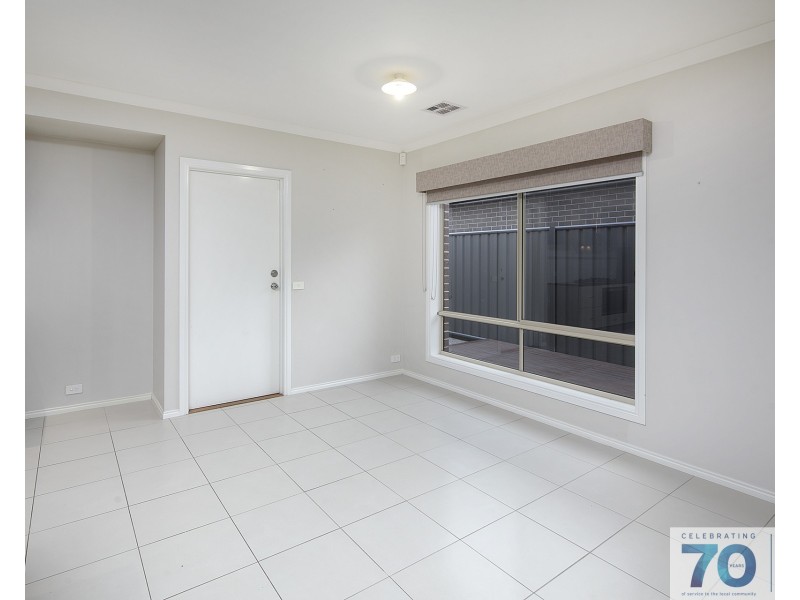 44 Sabel Drive, Cranbourne North VIC 3977