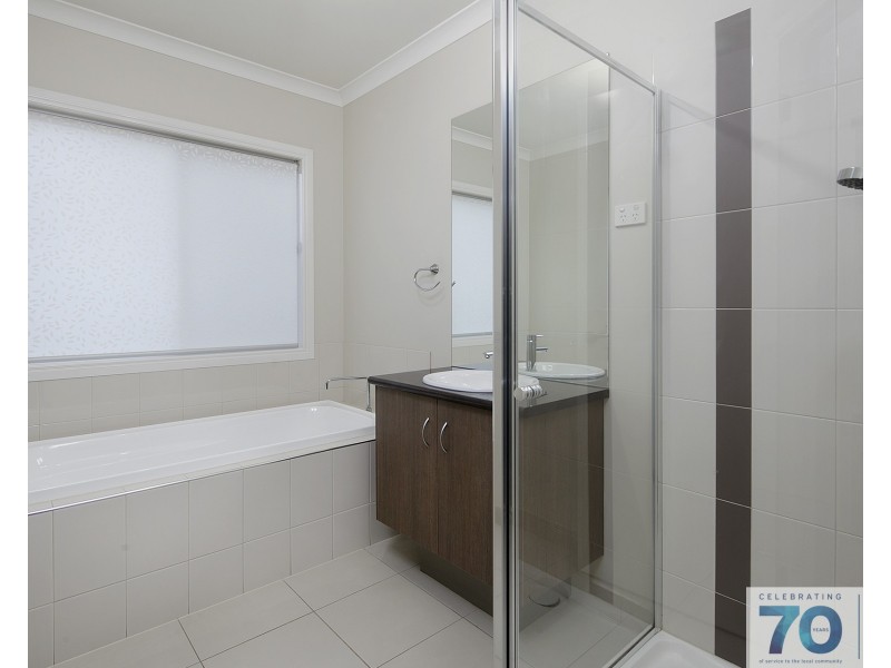 44 Sabel Drive, Cranbourne North VIC 3977