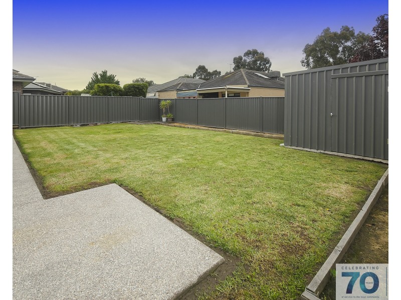 44 Sabel Drive, Cranbourne North VIC 3977