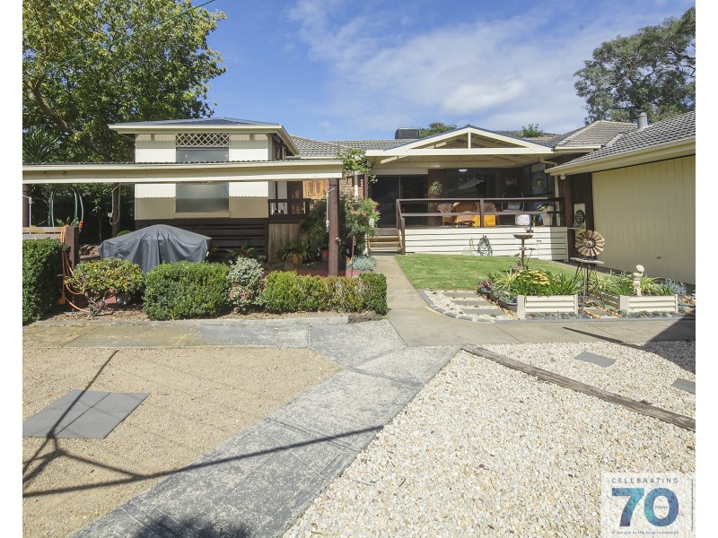 no.15 Rimfire Crescent, Cranbourne VIC 3977