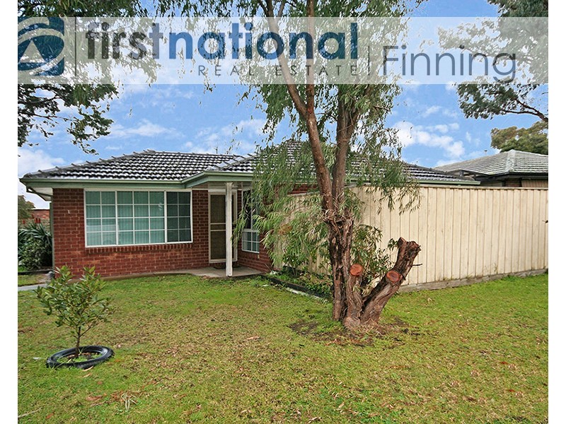 1/36 Clarendon Street, Cranbourne VIC 3977