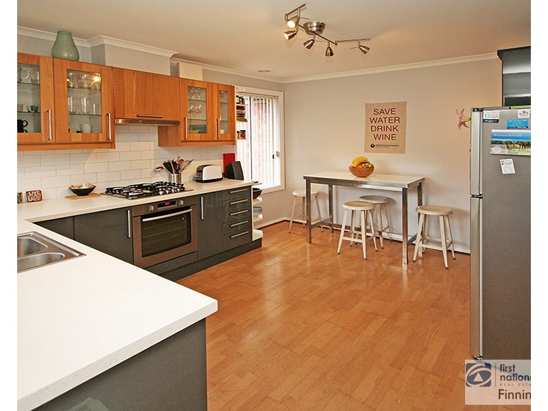 1/36 Clarendon Street, Cranbourne VIC 3977