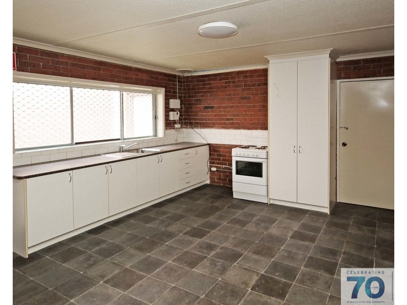15 (rear) Camms Road, Cranbourne VIC 3977