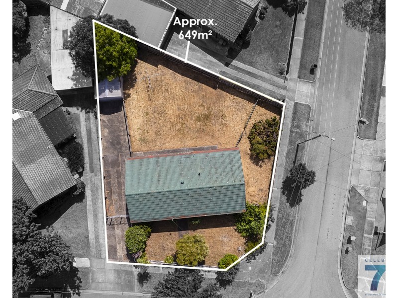 13 Valerie Drive, Cranbourne VIC 3977