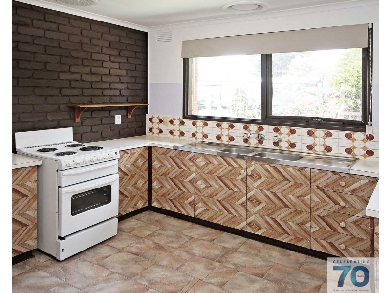 2/85 Clarendon Street, Cranbourne VIC 3977