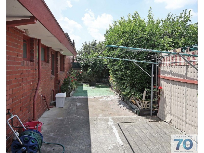 2/85 Clarendon Street, Cranbourne VIC 3977