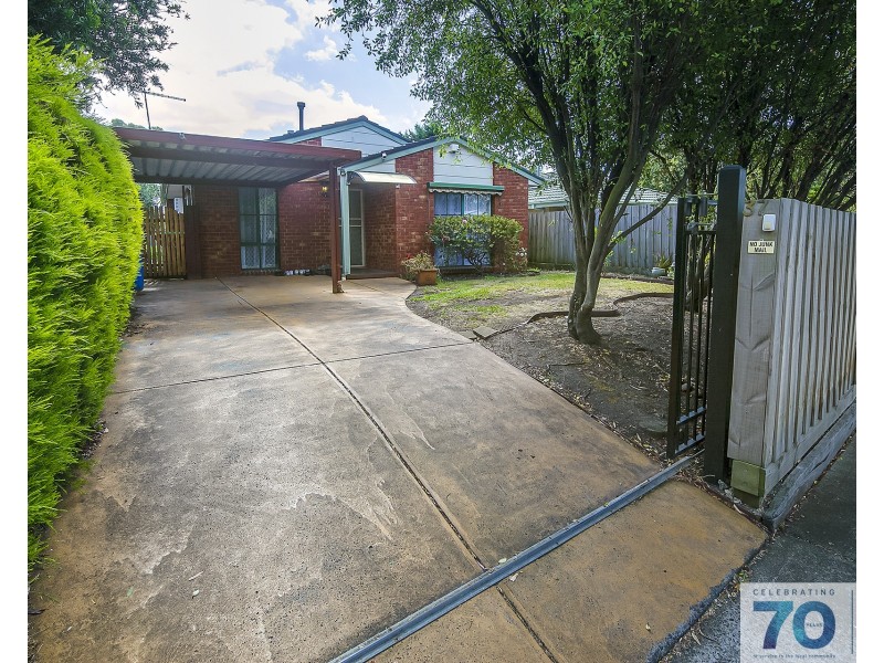 37 McGuigan Drive, Cranbourne West VIC 3977