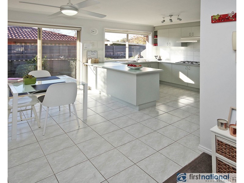 1/15-17 Lyall Street, Cranbourne VIC 3977