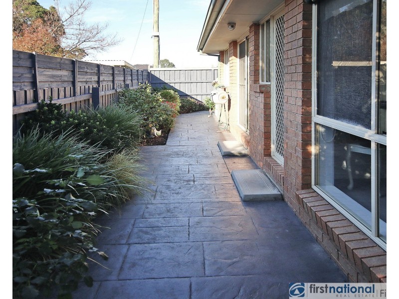 1/15-17 Lyall Street, Cranbourne VIC 3977