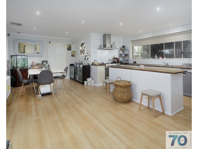 44 Raisell Road, Cranbourne West VIC 3977